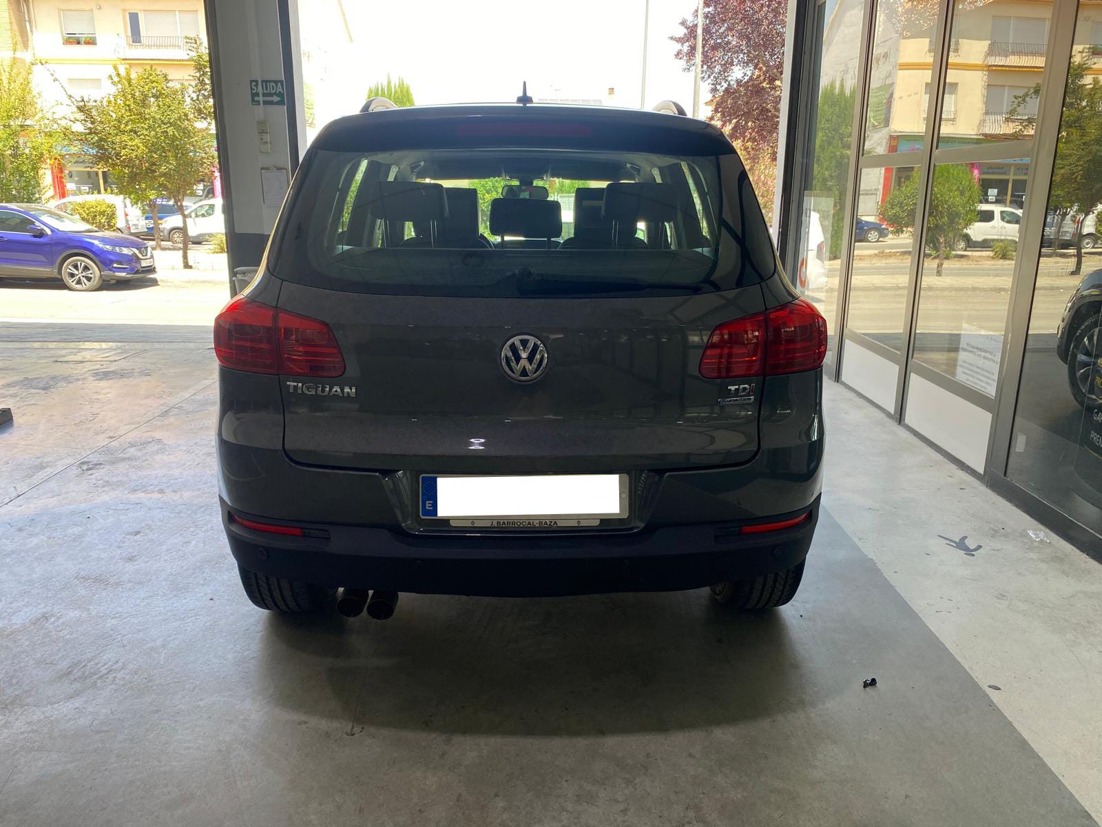 VOLKSWAGEN TIGUAN BLUEMOTION TECH 2.0 TDI 110CV - Imagen 11